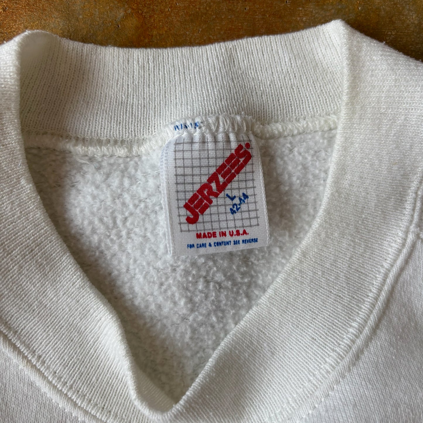 Airliner Bar & Grill Spaceship Rocket Graphic Sweatshirt Crewneck 90's - M