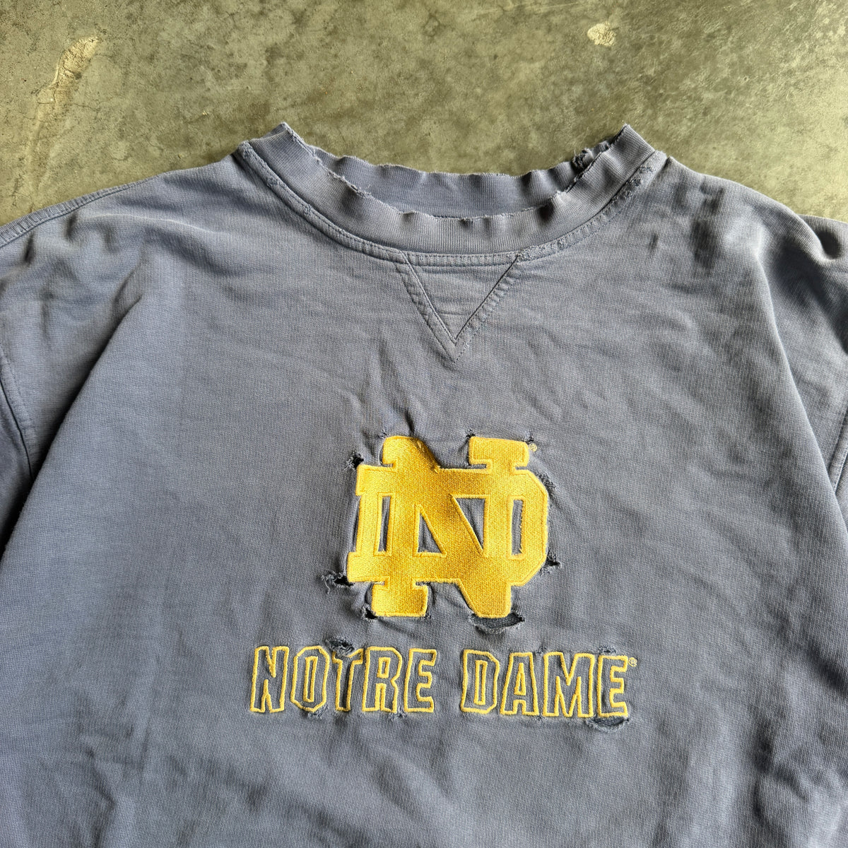 Notre Dame Cutoff Sweatshirt Distressed Sun Faded 90's - L