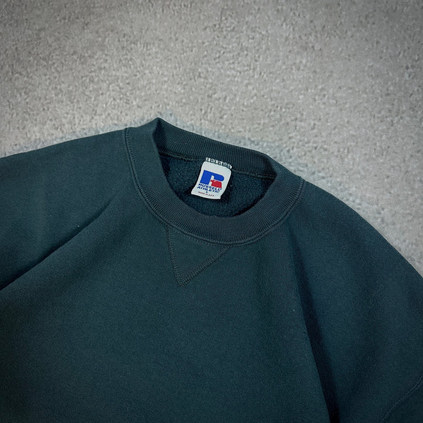 Russell Athletic Blank Sweatshirt Crewneck Green USA Made 90's - L