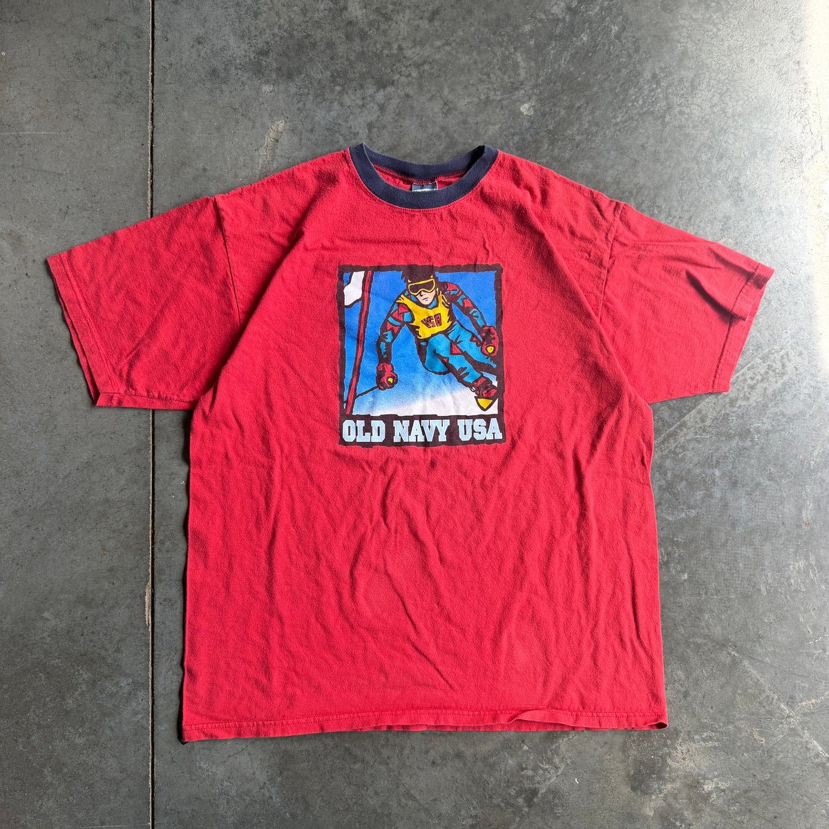 Old Navy 1990s Ski Graphic USA Shirt - XL