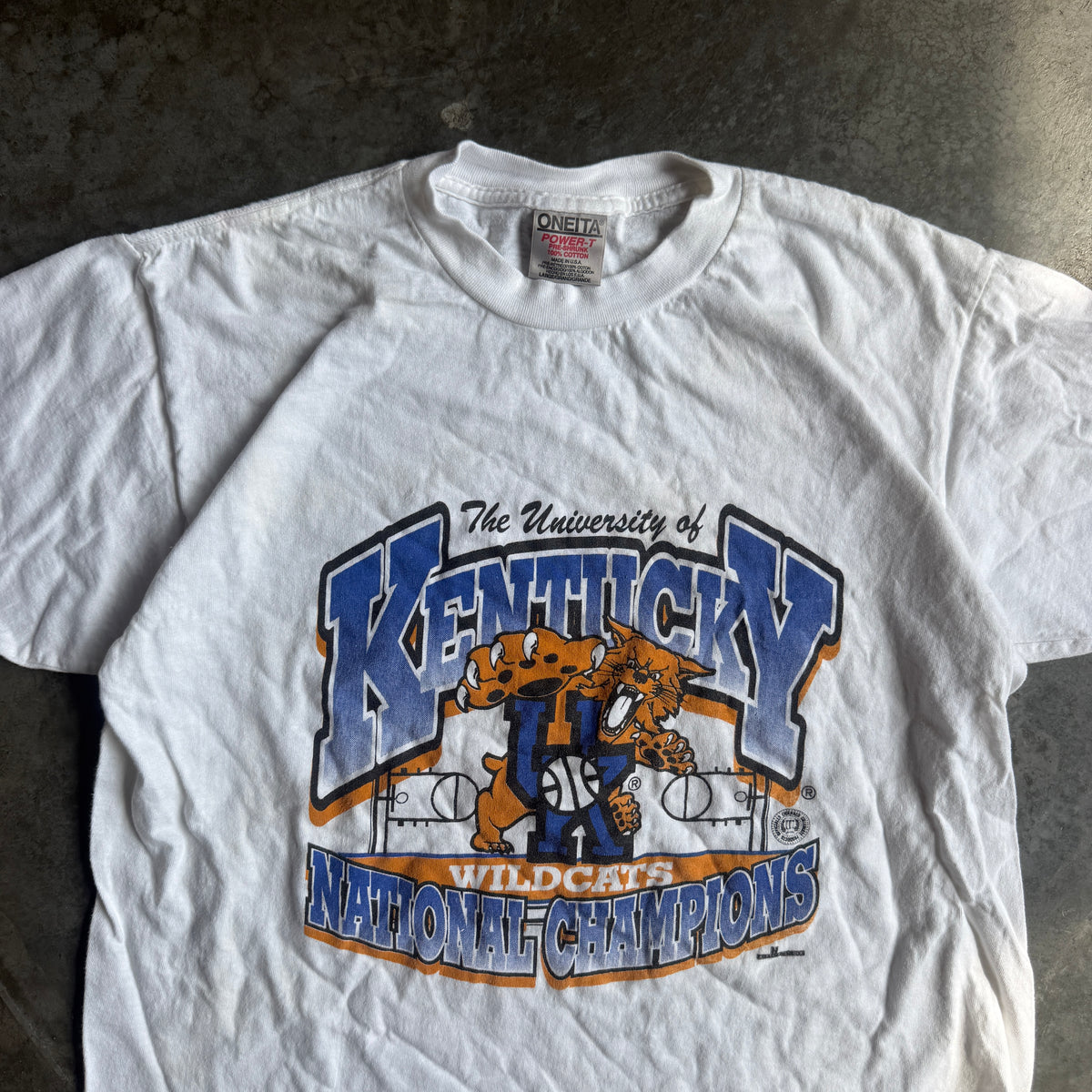 Kentucky Wildcats National Champions Graphic Shirt 90's - M