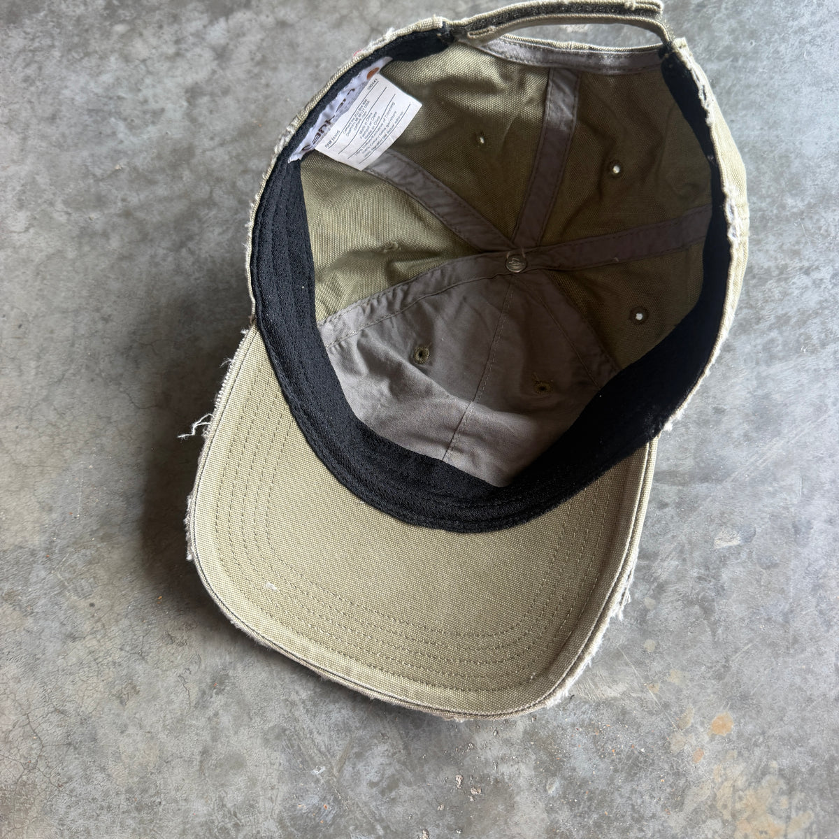 Carhartt Thrashed Faded Strapback Hat 00's - OSFA