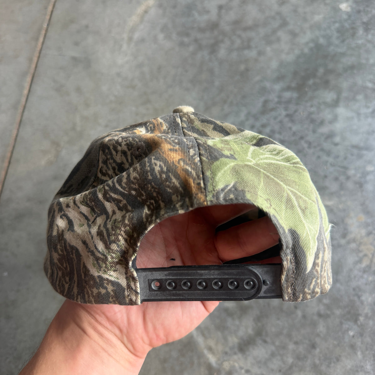 Realtree Camo Thrashed Snapback Hat 90's - OSFA