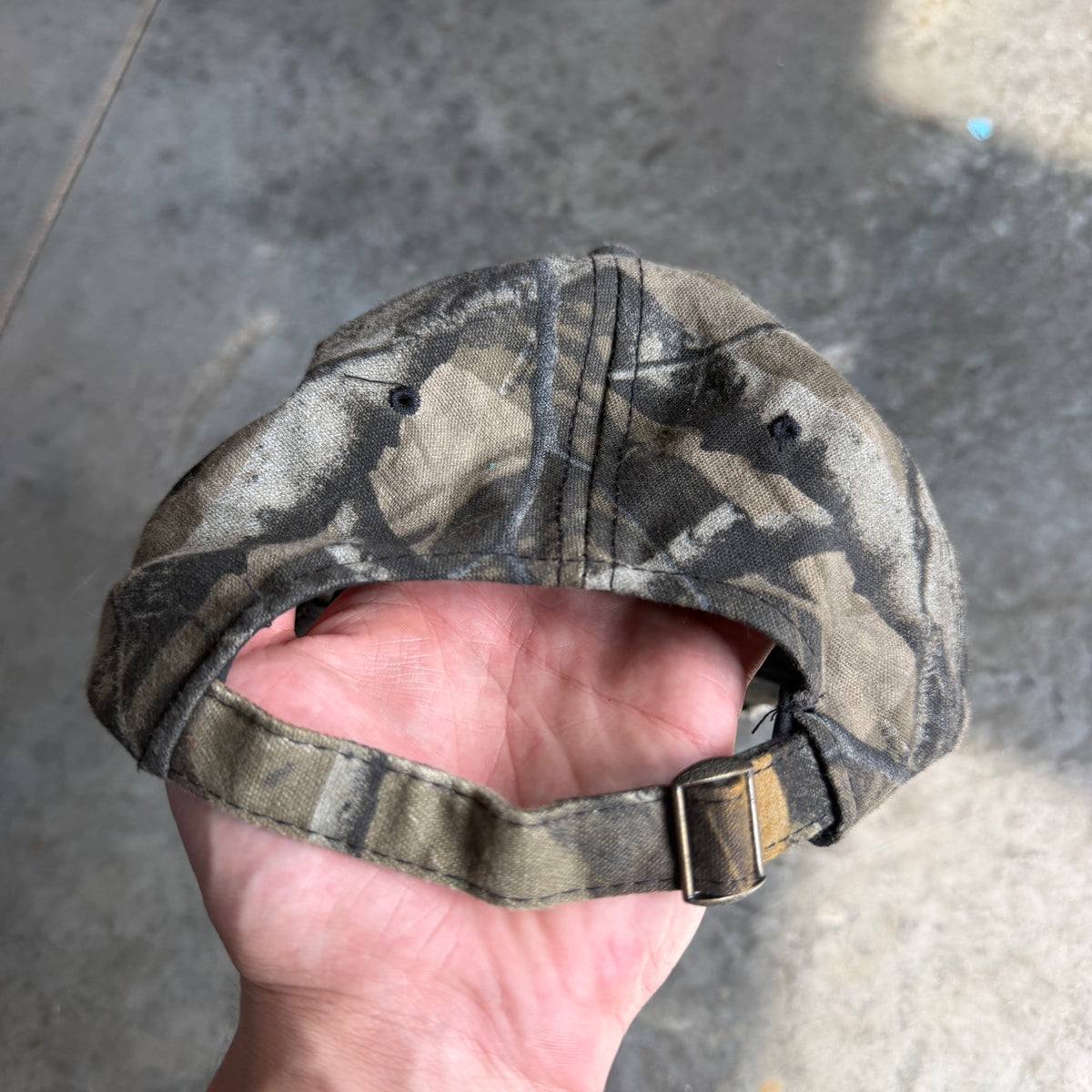 Realtree Road Trip Patch Camo Thrashed Hat Strapback 90's - OSFA