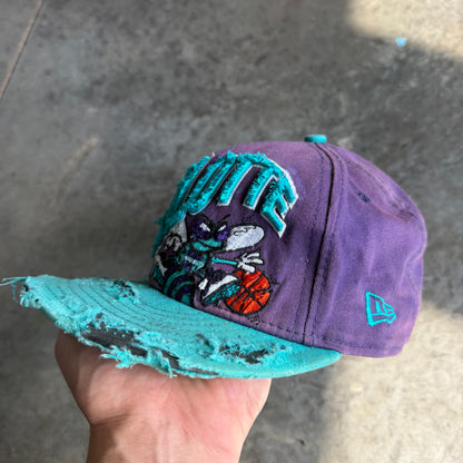 Charlotte Hornets Embroidered Thrashed Snapback Hat 00's - OSFA
