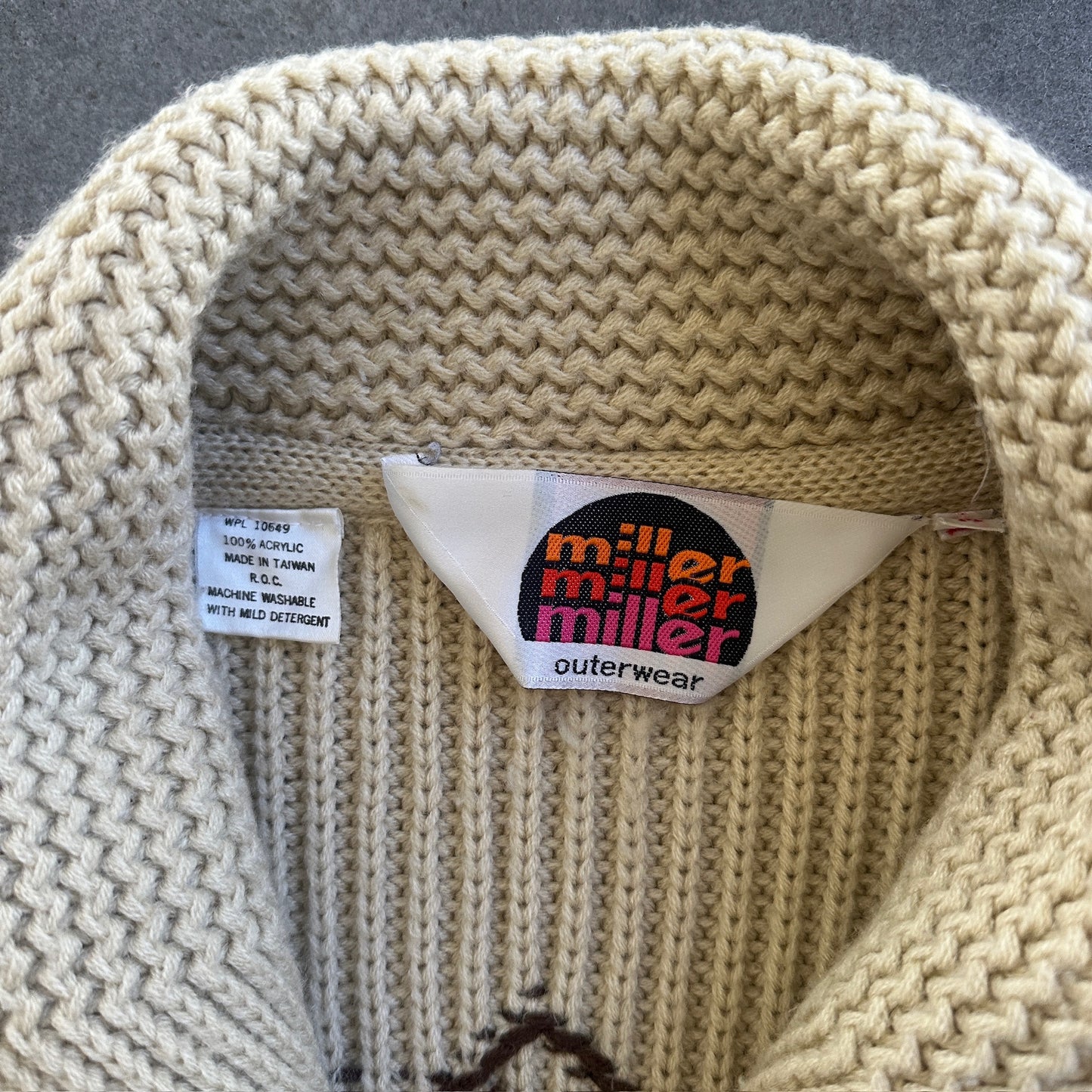 Miller Outerwear Horse Cowichan Sweater Beige Knit 80's - M
