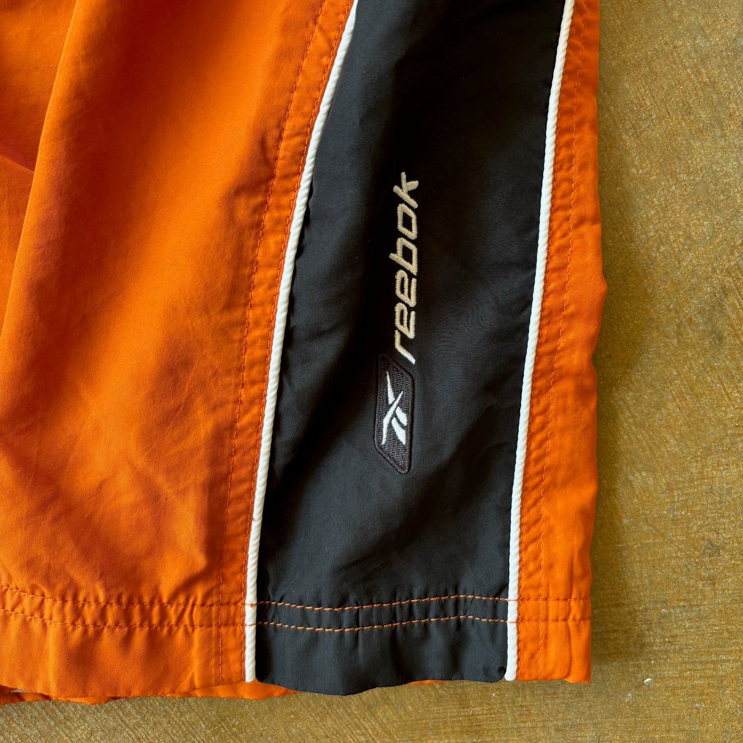 Reebok Cotton Lined Spellout Shorts Orange 90's - L
