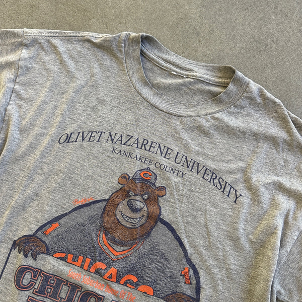 Chicago Bears Olivet Nazarene University Training Camp Graphic Shirt 90's - M hover