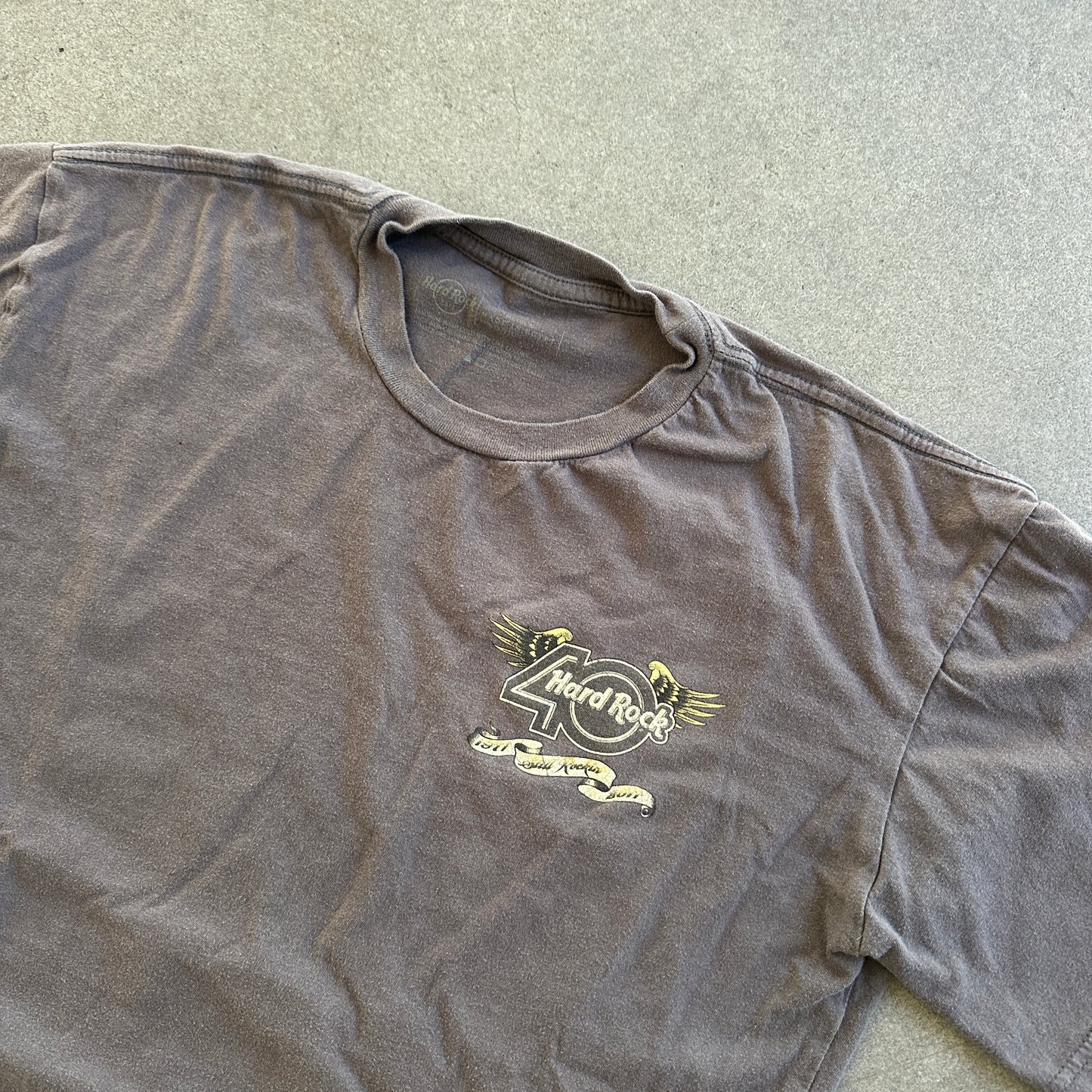 Hard Rock Cafe 40th Anniversary Still Rockin Graphic Shirt 00's - S