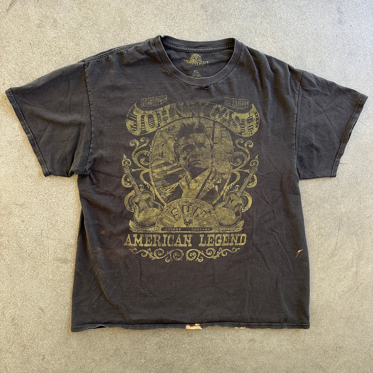 Johnny Cash American Legend Graphic Faded T Shirt Music Band 00's - XL