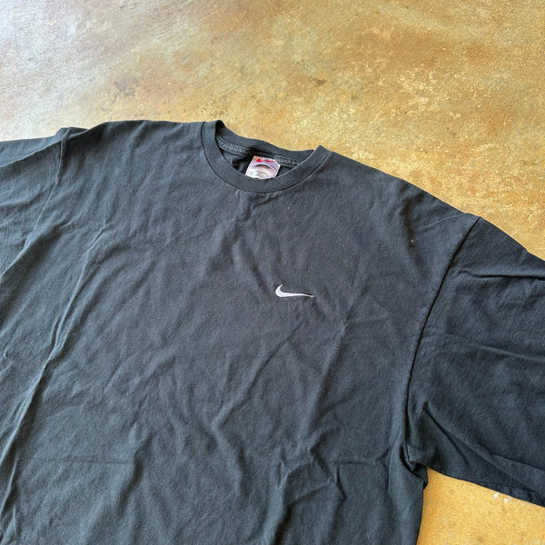 Nike Distressed Black T-Shirt 90's - XL hover