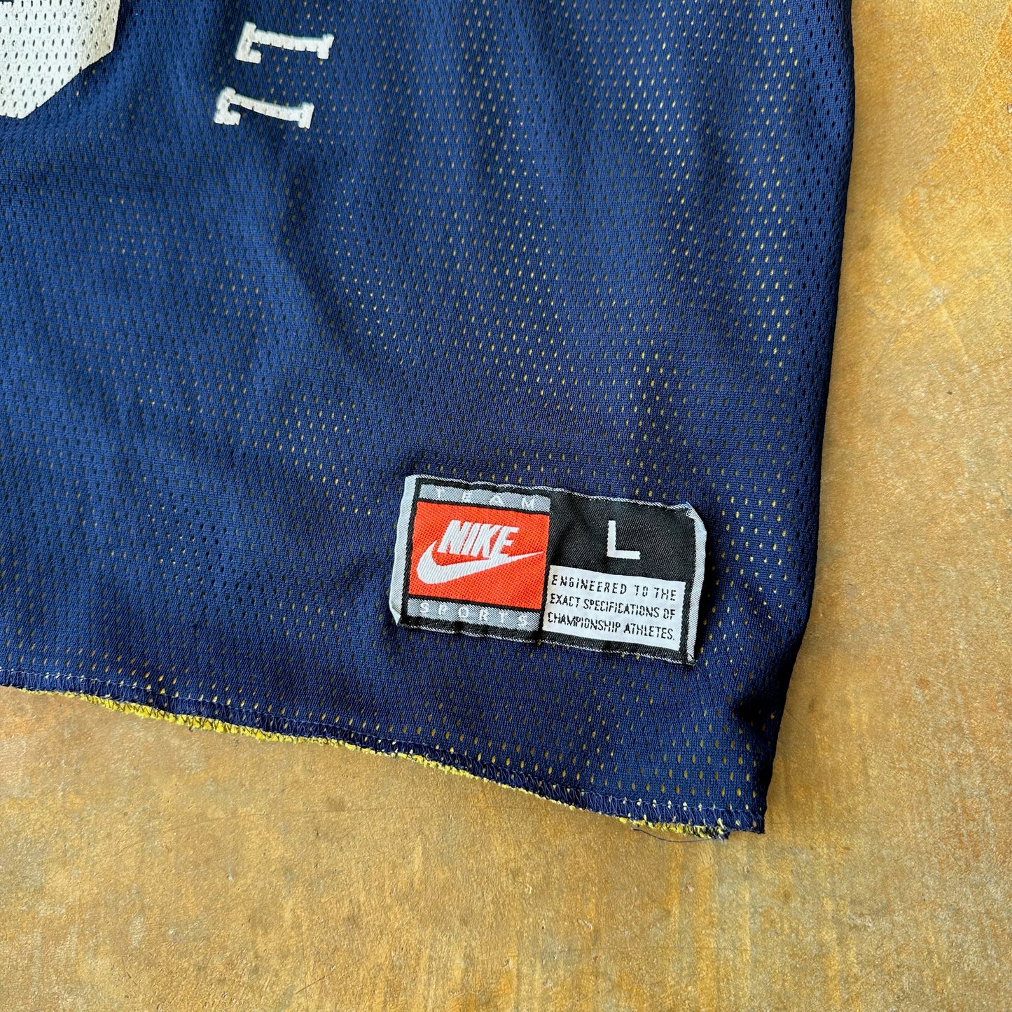 RARE Nike Michigan Basketball Fab Five Reversible Jersey 90's - L