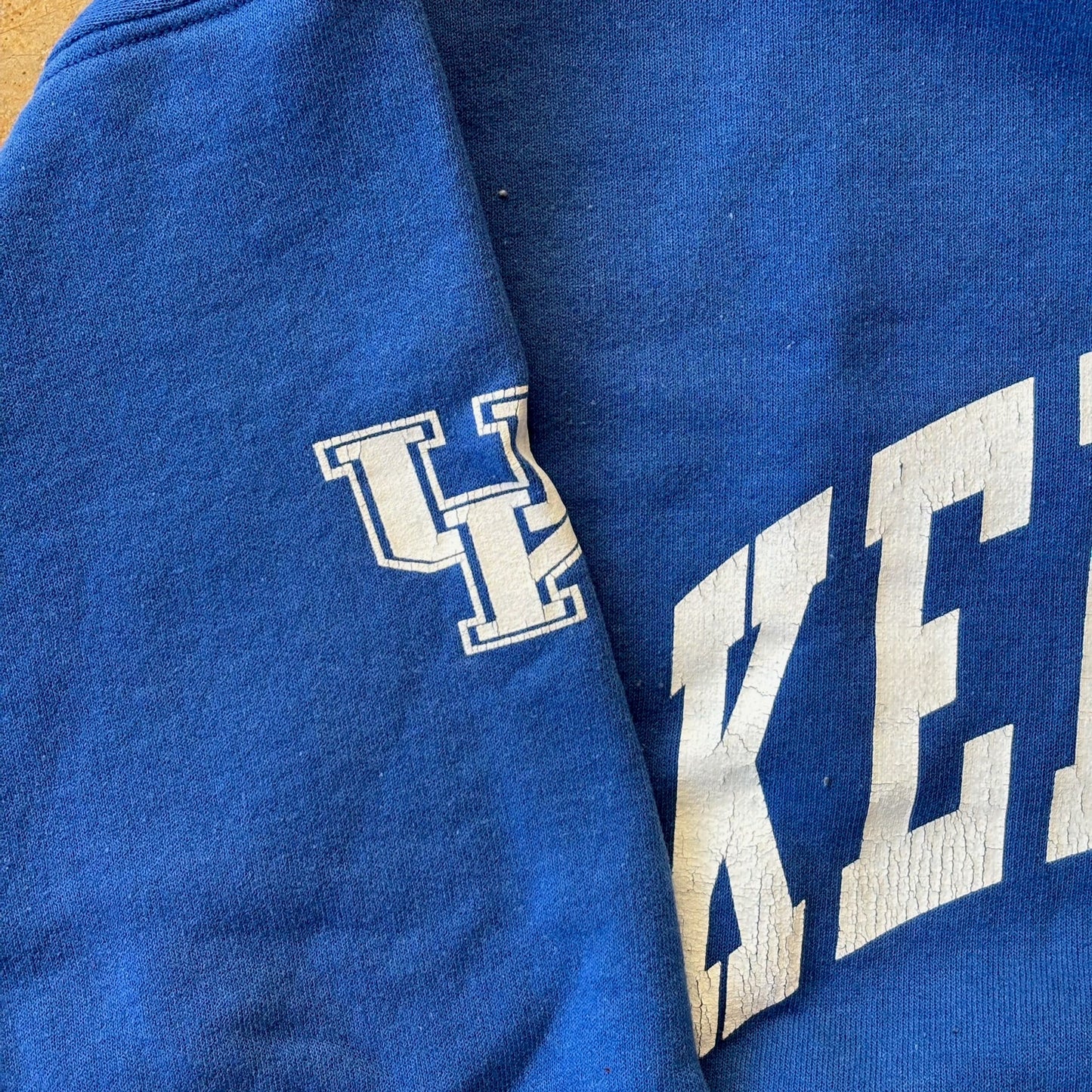 University of Kentucky Wildcats Long Sleeve Shirt Spellout 90's - M