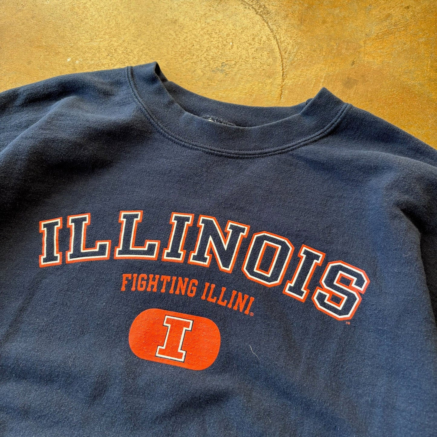 University of Illinois Fighting Illini Center Logo Crewneck Sweatshirt 00's - L