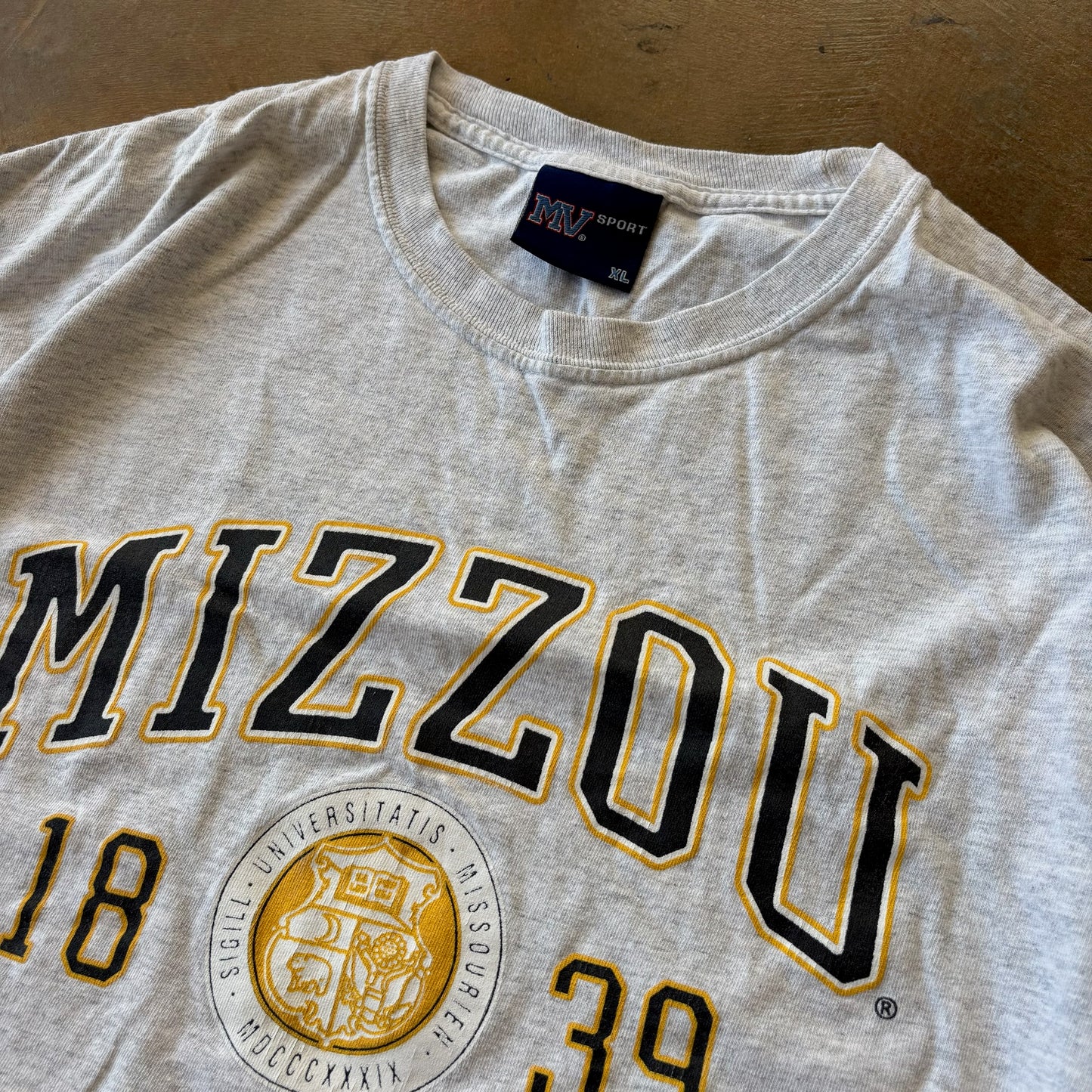 University of Missouri Mizzou Long Sleeve Spellout Shirt 00's - XL