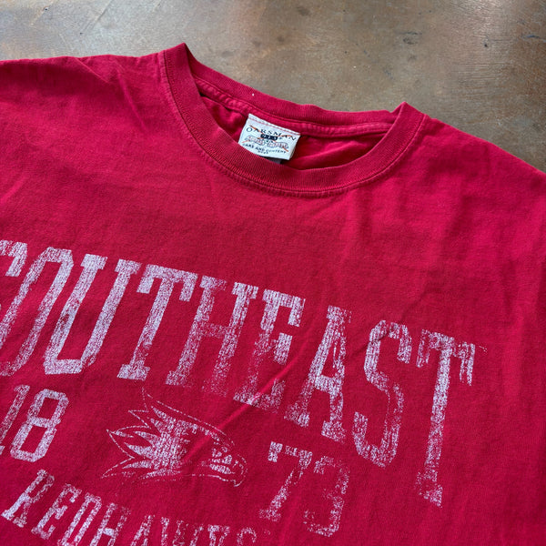 Southeast Missouri State University Redhawks Faded Shirt Oarsman 90's - XL hover