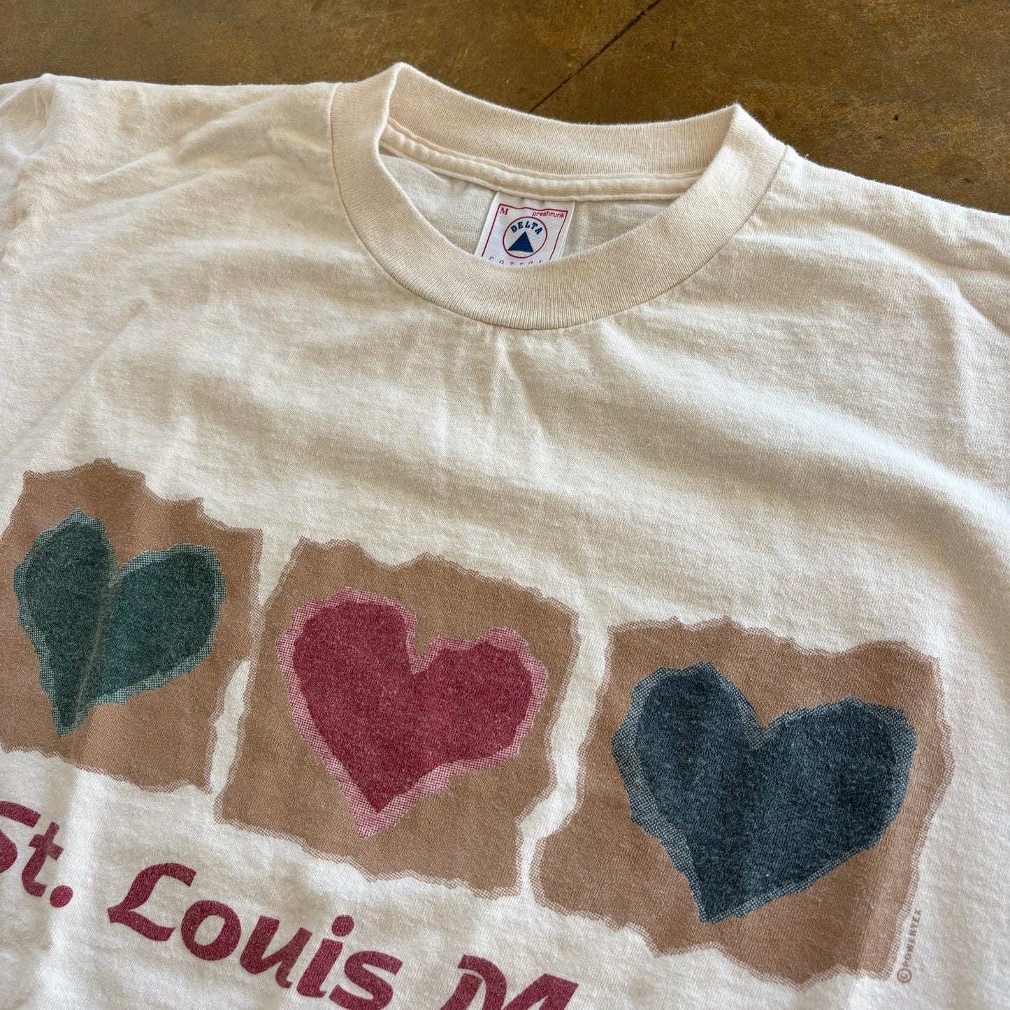 St. Louis Mom Missouri Single Stitch Delta Graphic Shirt 90's - S