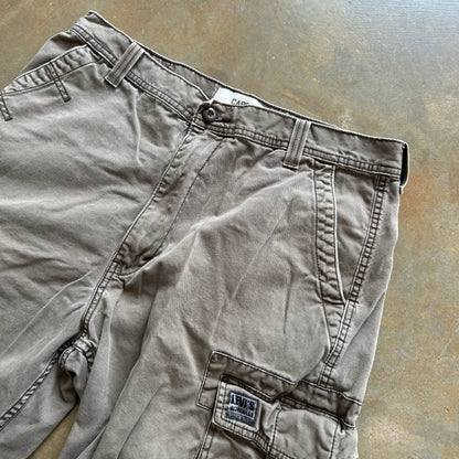 Levi's Cargo Shorts Baggy Skater Workwear 00's - 36