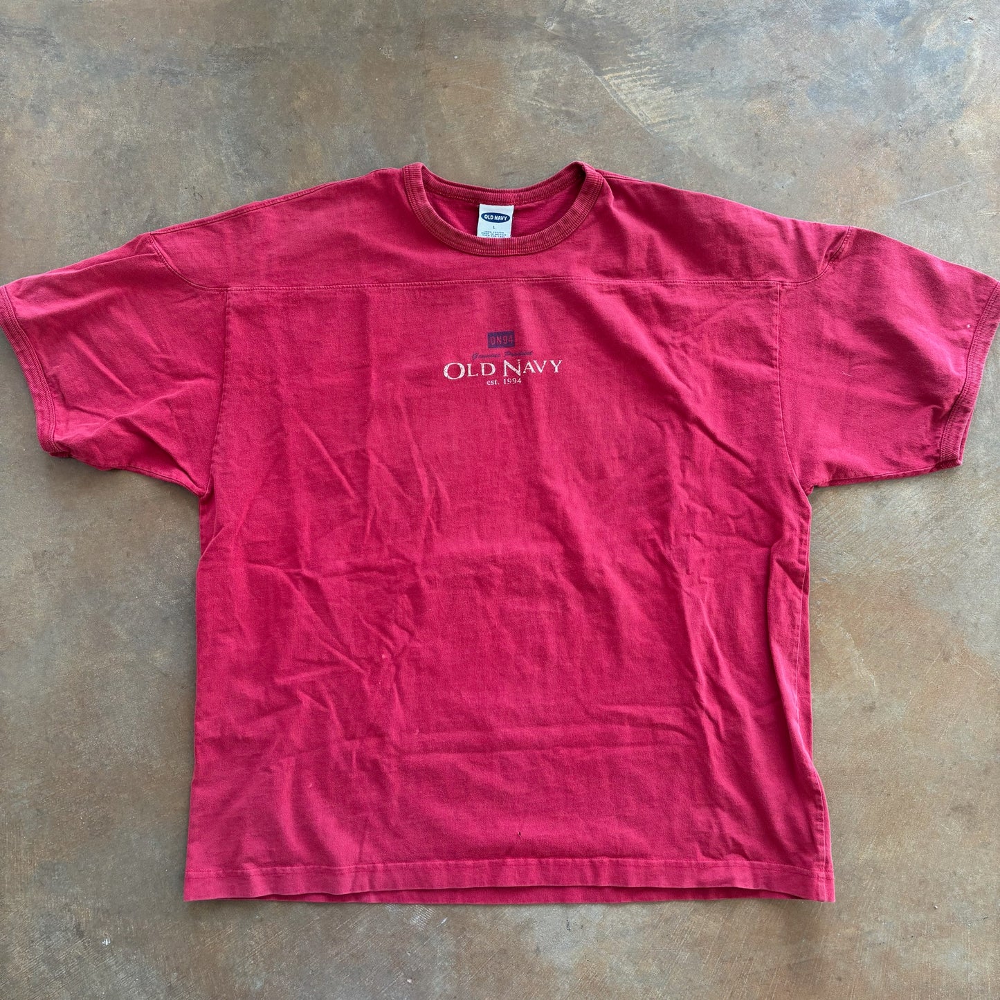 Old Navy Red Graphic T Shirt 90's - L