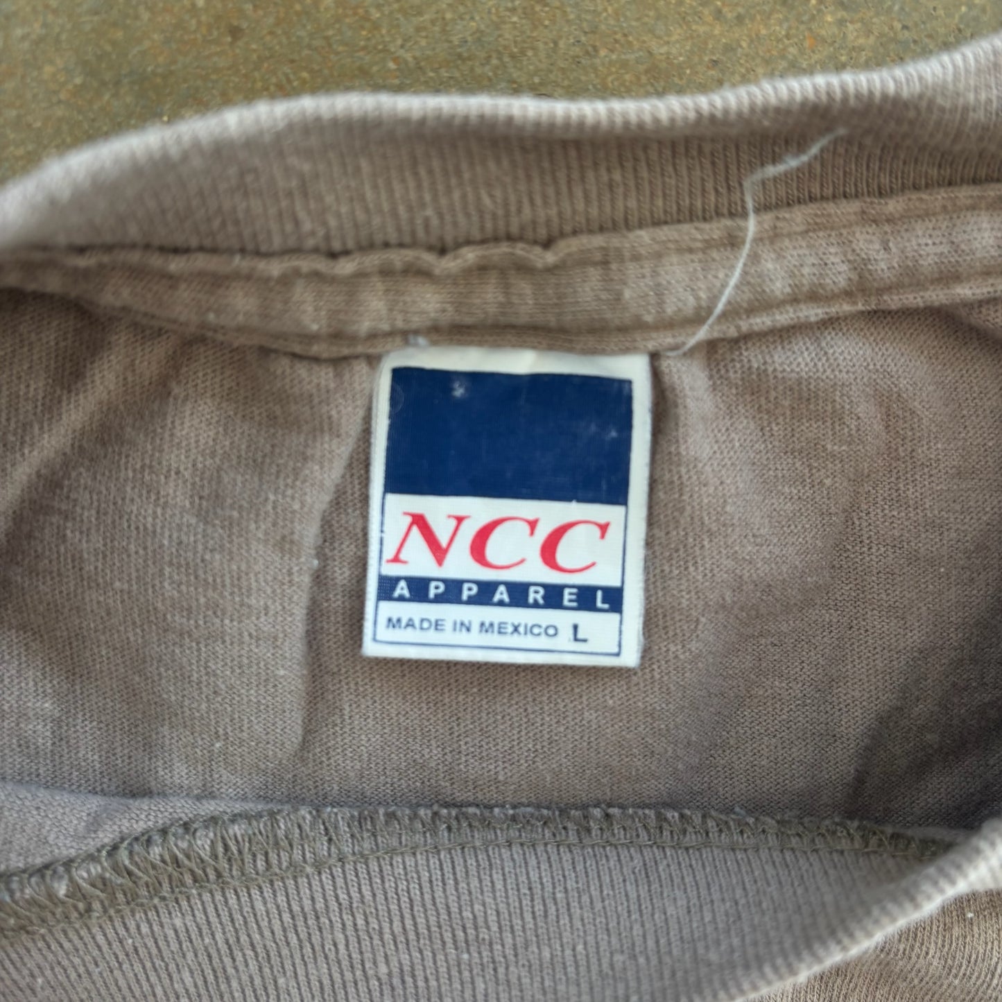 Nature Graphic NCC Apparel Wolf Bear Bald Eagle Deer Shirt 00's - L