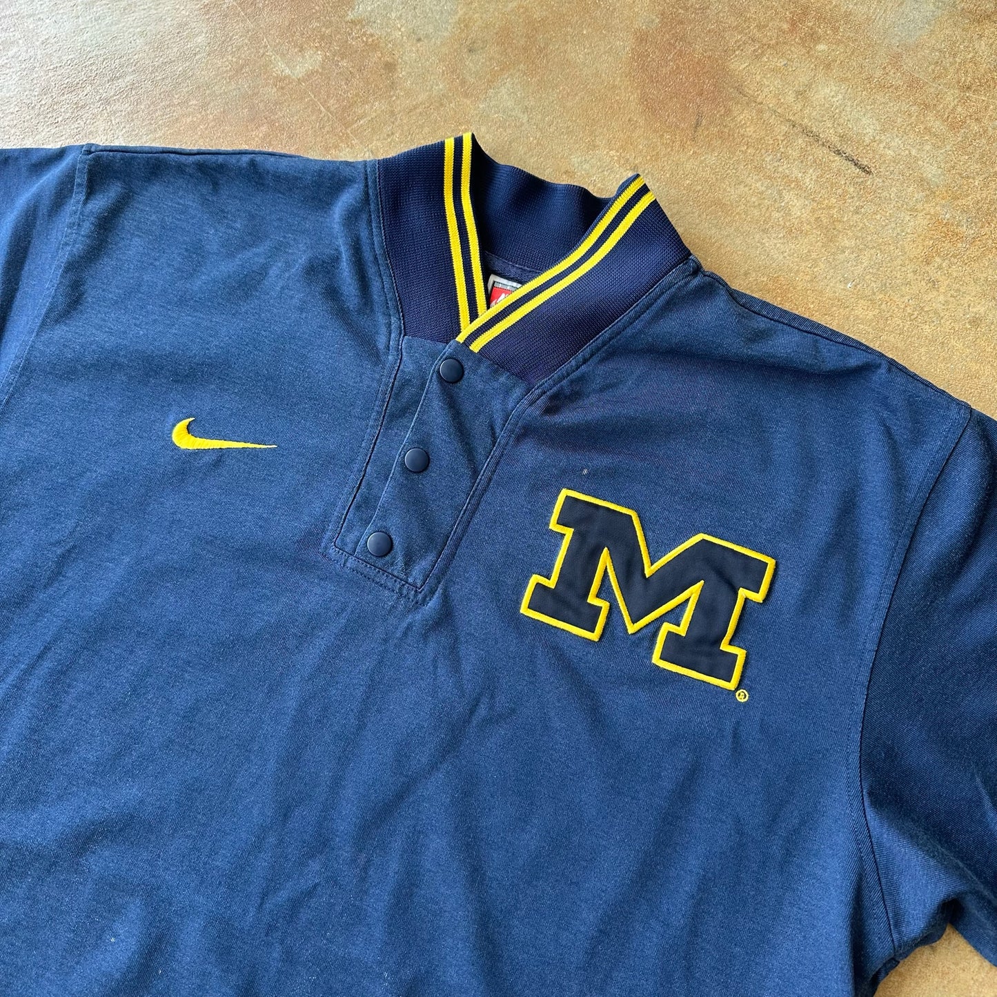Nike University of Michigan Wolverines Basketball Shooting Jersey 90's - XL