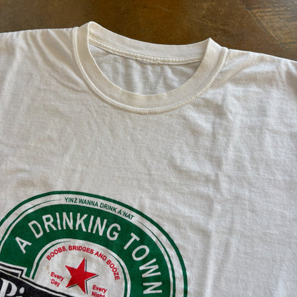 Pittsburgh Heineken Parody Shirt Drinking Town Football Problem Graphic Shirt 90's - L