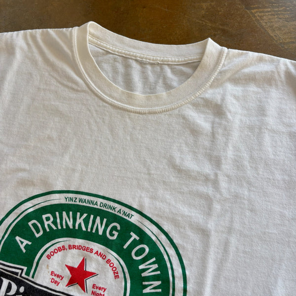 Pittsburgh Heineken Parody Shirt Drinking Town Football Problem Graphic Shirt 90's - L hover