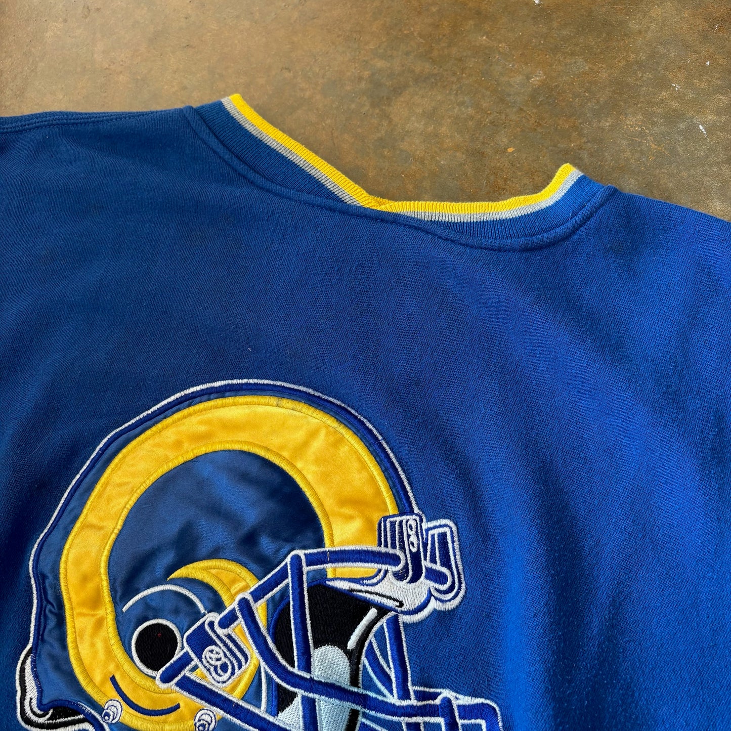St. Louis Rams Starter NFL Pro Line RARE Sweatshirt Crewneck 90's - XL