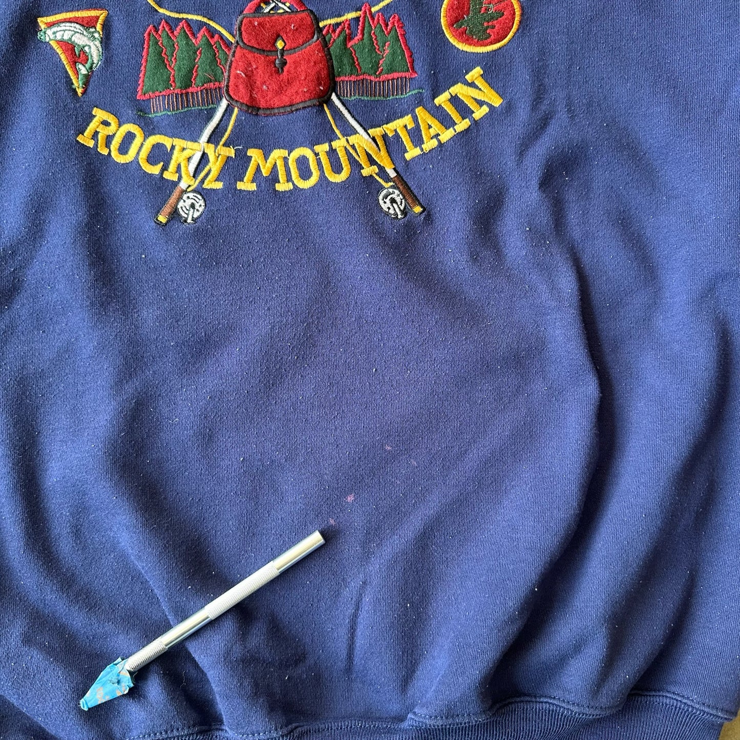 Fly Fishing Rocky Mountains Embroidered Crewneck 90's - M