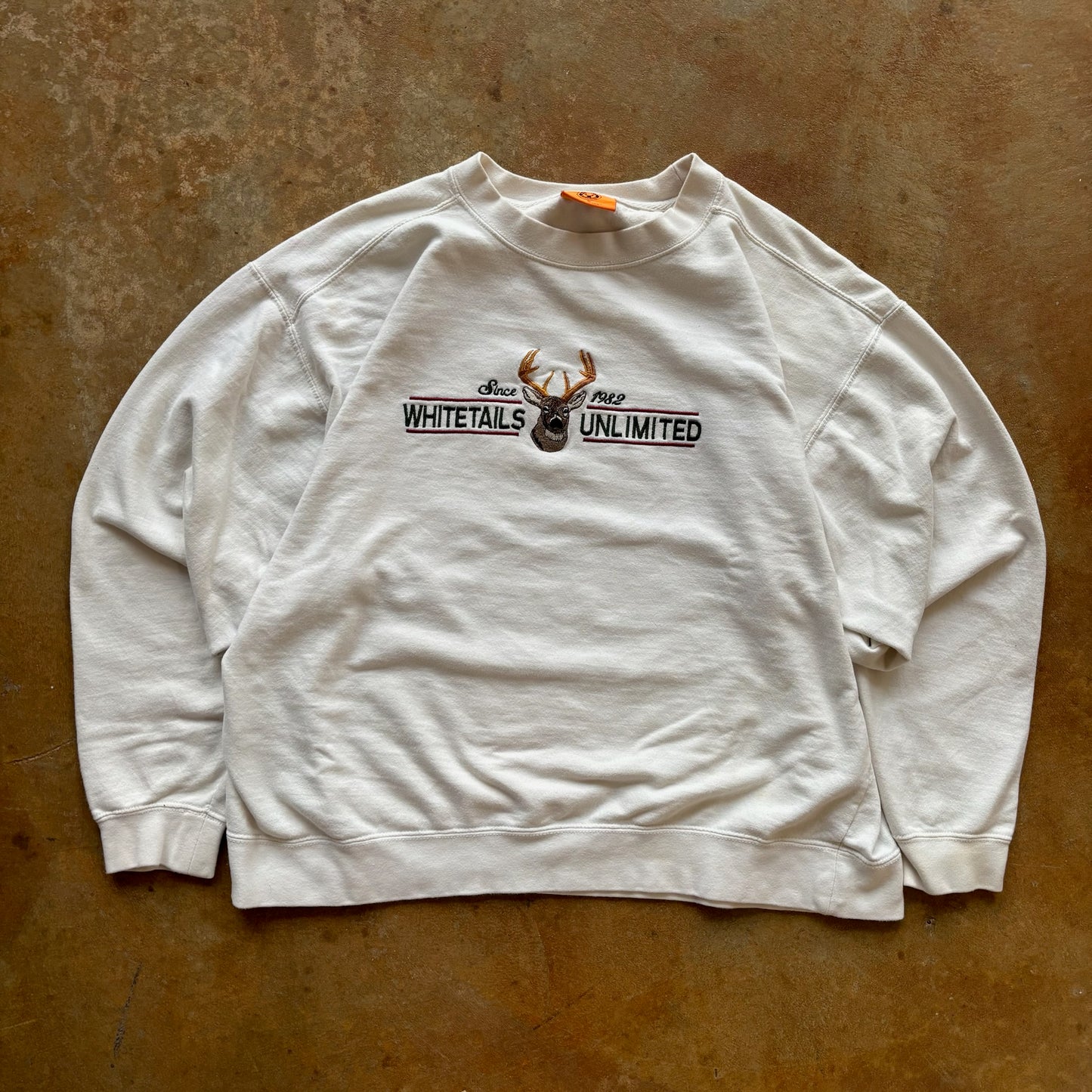 Whitetails Unlimited Hunting Deer Embroidered Sweatshirt Nature Graphic 90's - XL