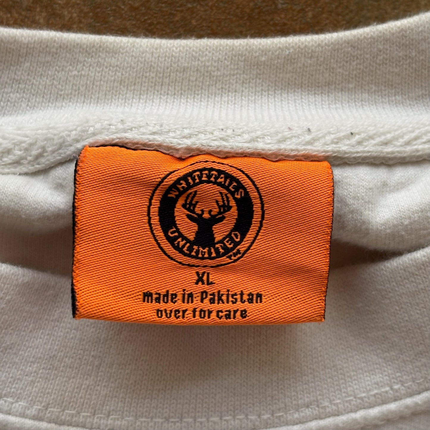 Whitetails Unlimited Hunting Deer Embroidered Sweatshirt Nature Graphic 90's - XL