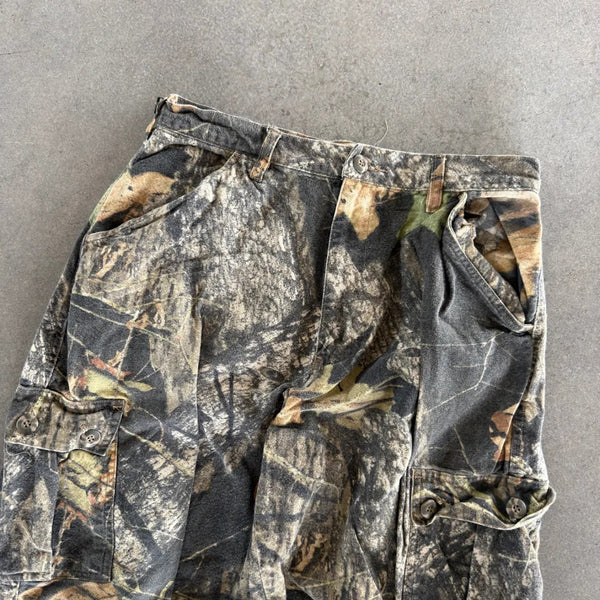 Mossy Oak Baggy Camo Faded Skater Pants 00's - M hover