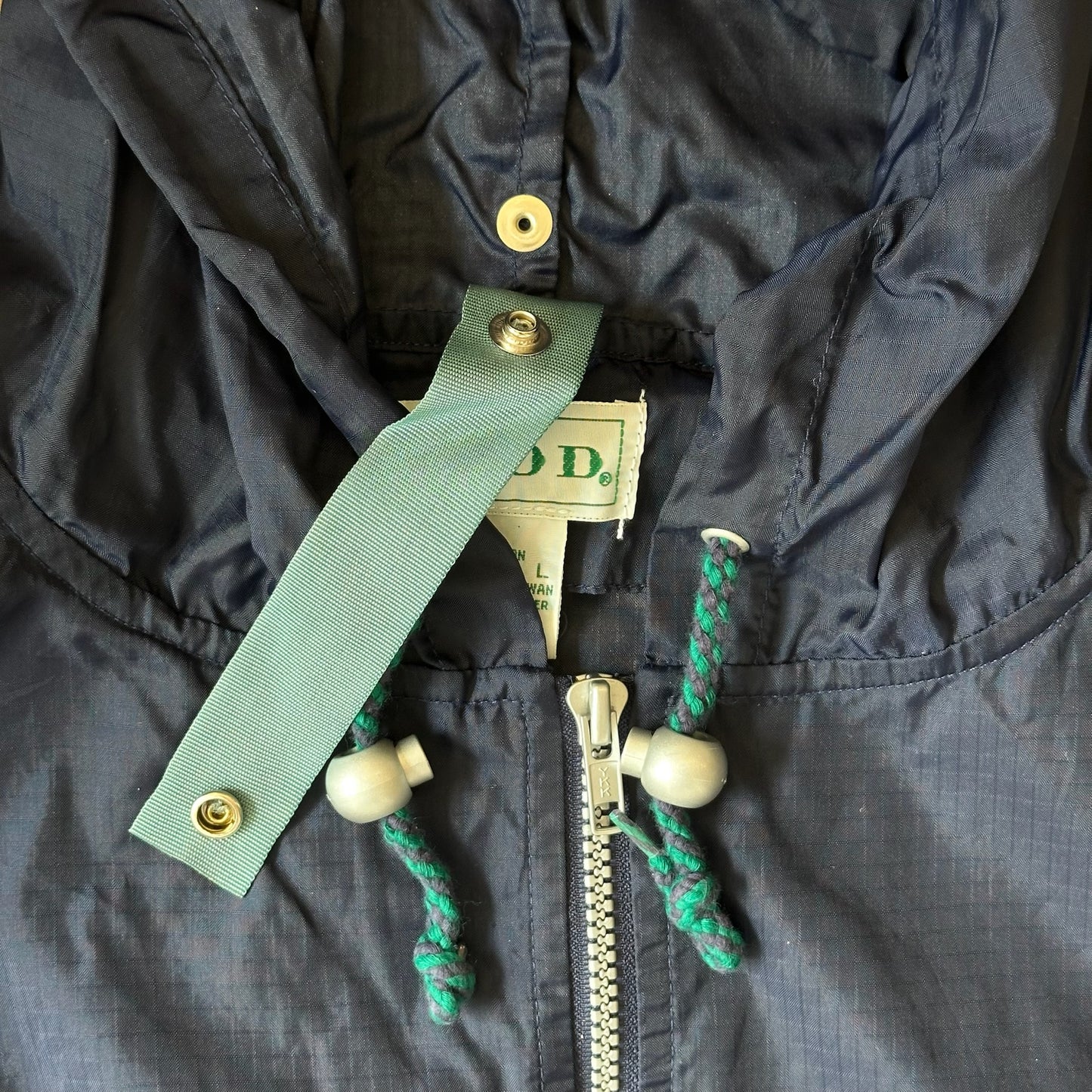 Izod Hooded Rain/Windbreaker Jacket Kangaroo Pouch 90's - L